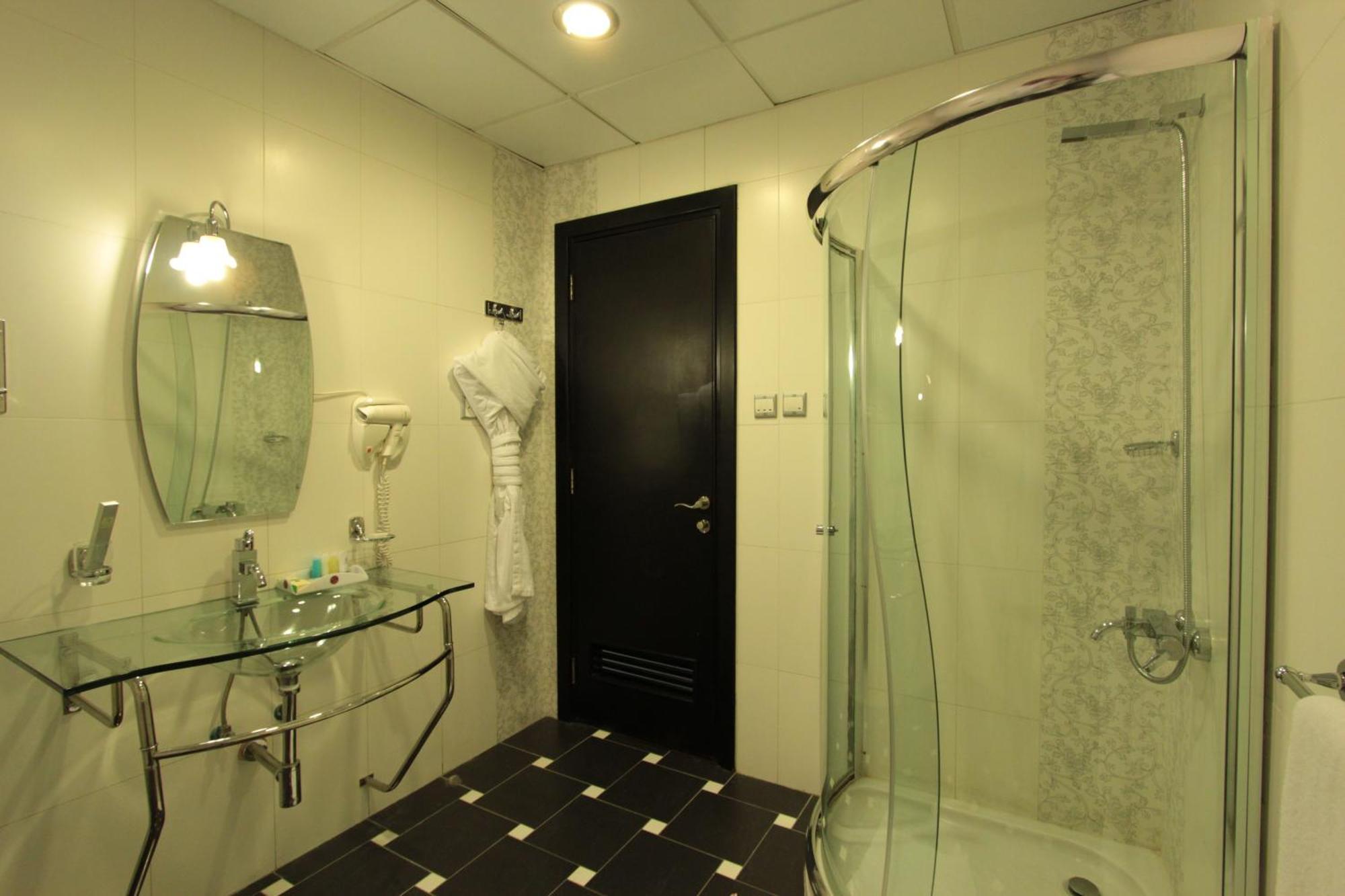 Awaliv International Hotel Ta'if Zimmer foto
